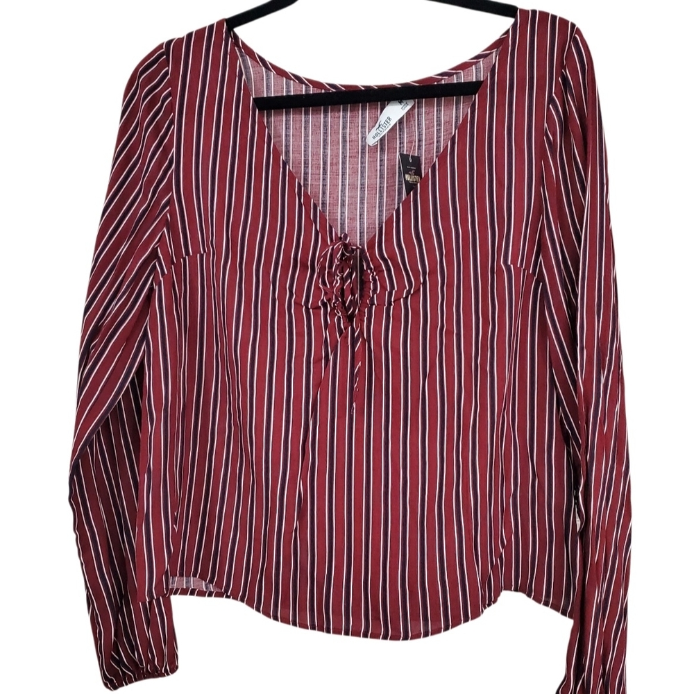 Hollister Burgundy and White Vertical Stripe Long-Sleeve Tee. Size M